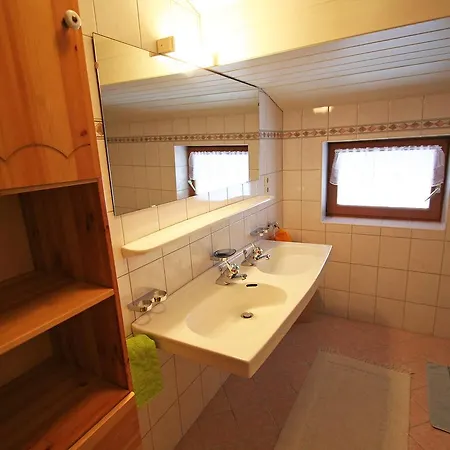 Apartment Draxl.1 *